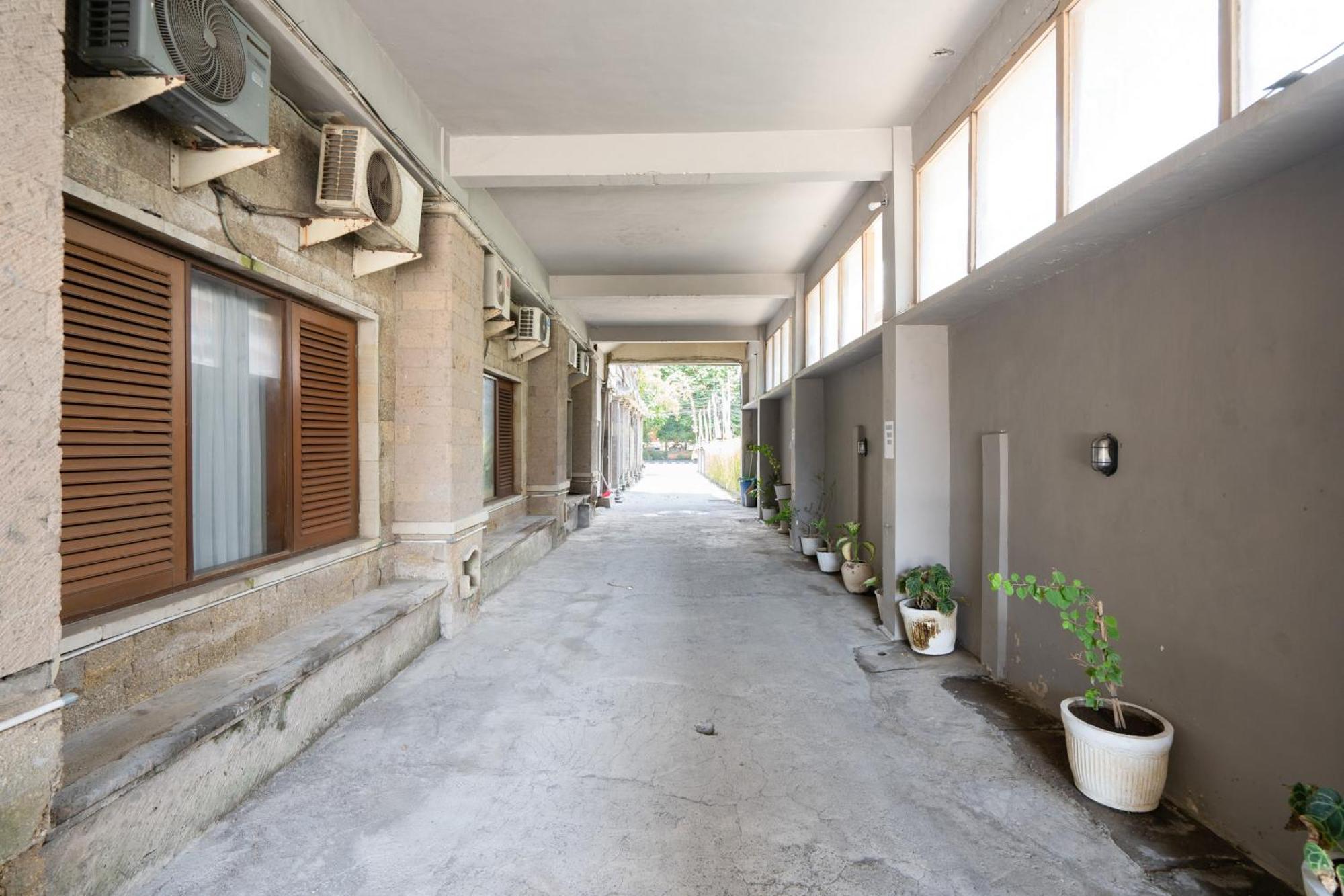Reddoorz Plus At Mahajaya Hotel Denpasar Ngoại thất bức ảnh