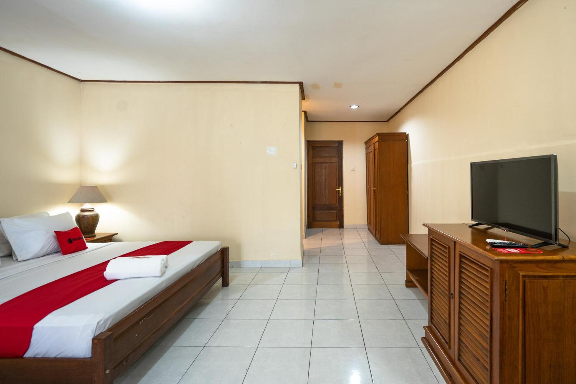 Reddoorz Plus At Mahajaya Hotel Denpasar Ngoại thất bức ảnh