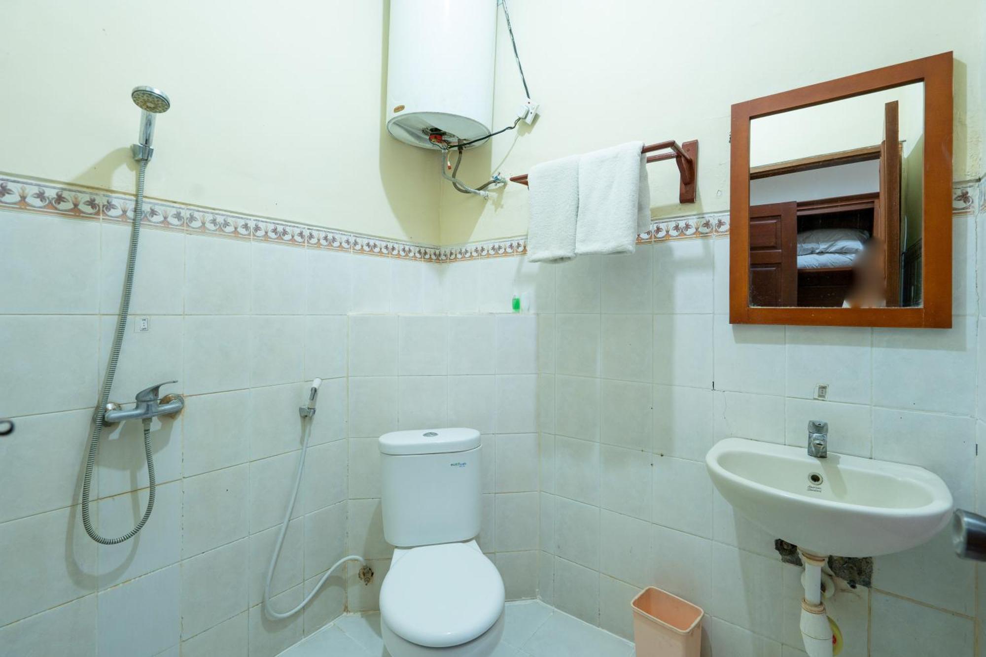 Reddoorz Plus At Mahajaya Hotel Denpasar Ngoại thất bức ảnh