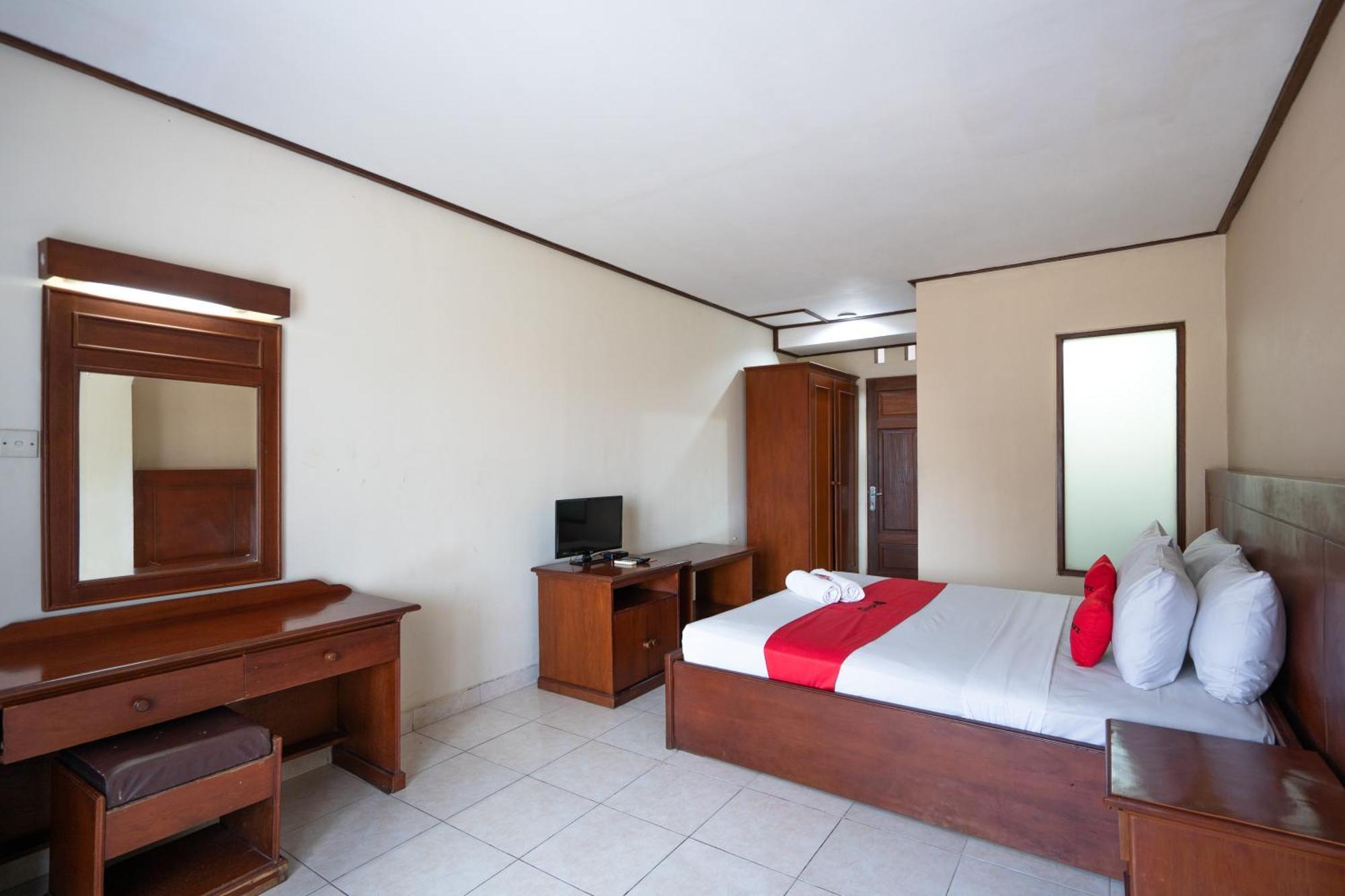 Reddoorz Plus At Mahajaya Hotel Denpasar Ngoại thất bức ảnh