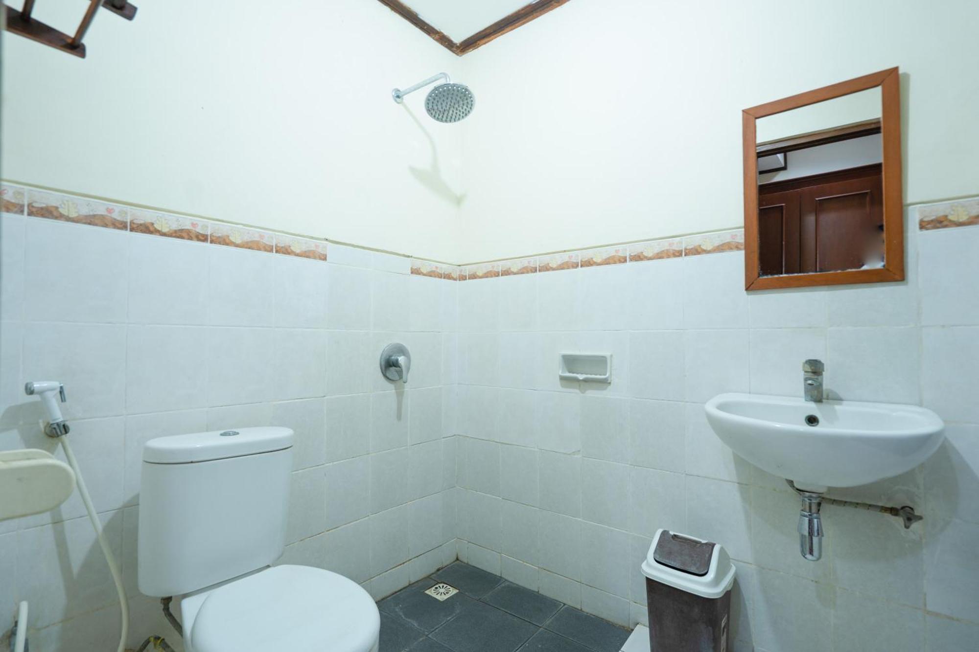 Reddoorz Plus At Mahajaya Hotel Denpasar Ngoại thất bức ảnh