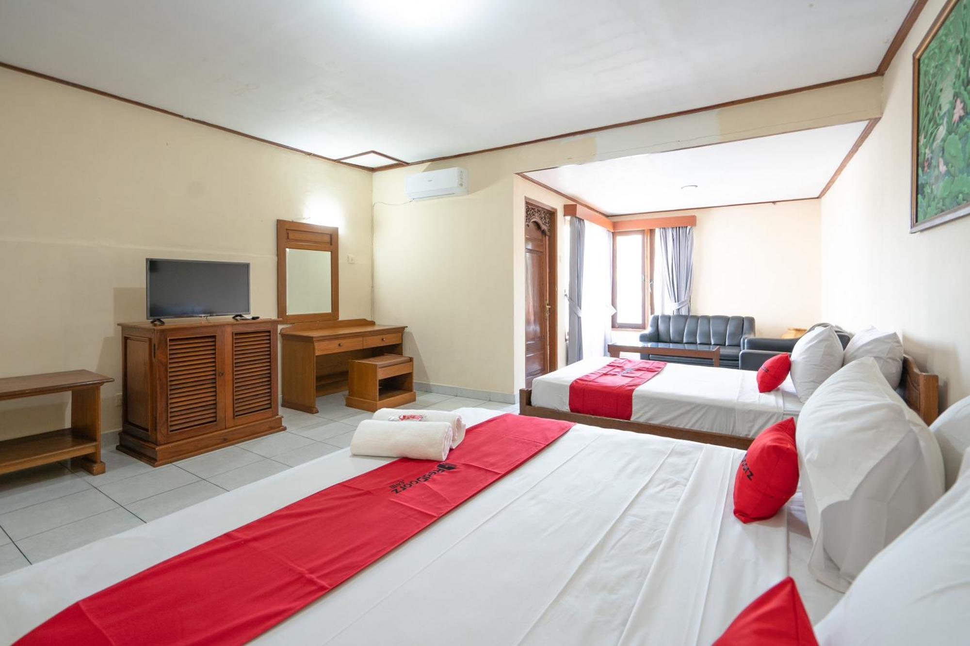 Reddoorz Plus At Mahajaya Hotel Denpasar Ngoại thất bức ảnh